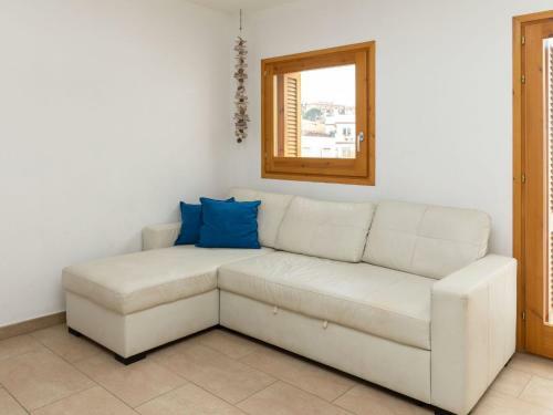 Holiday Home Blue Tossa