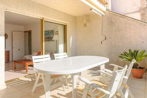Lets Holidays Town View Apartment With Big Terrace