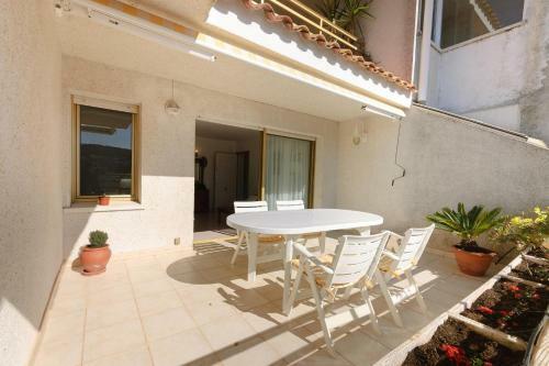Lets Holidays Town View Apartment With Big Terrace