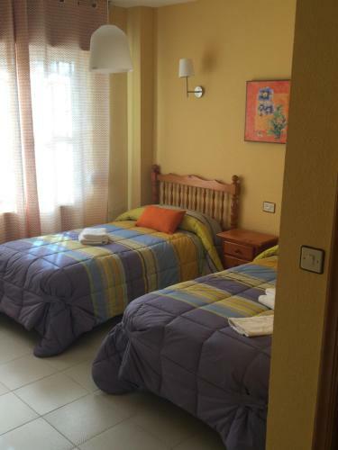 Hotel Hostal Asador La Monta�a