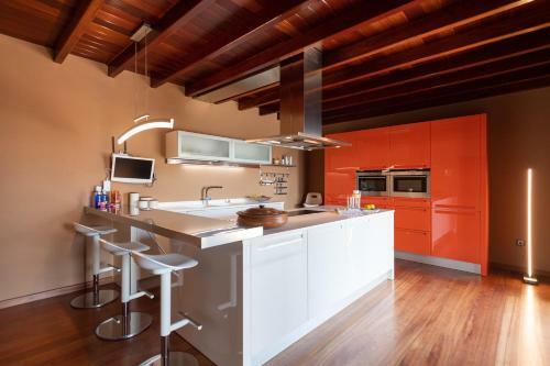Oasis Villa With Swimming Pool In 4000m2 Garden