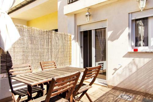 Apartamento Con Terraza En La Playa