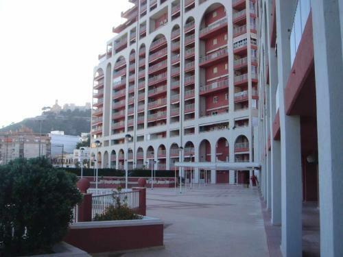 Apartamento Torres de San Antonio