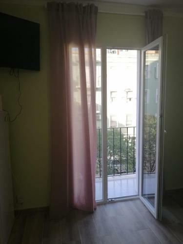Apartament Cid Close To Metro And Park