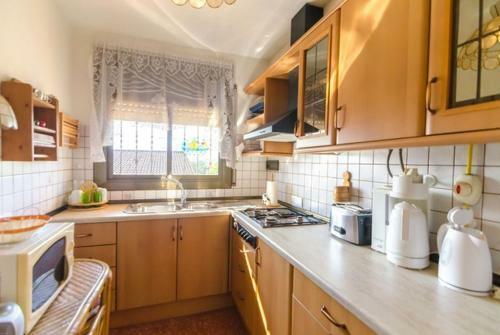 Vallcanera Villa Sleeps 5 Pool