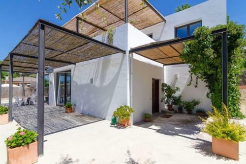 Vallcanera Villa Sleeps 8 Pool Wifi