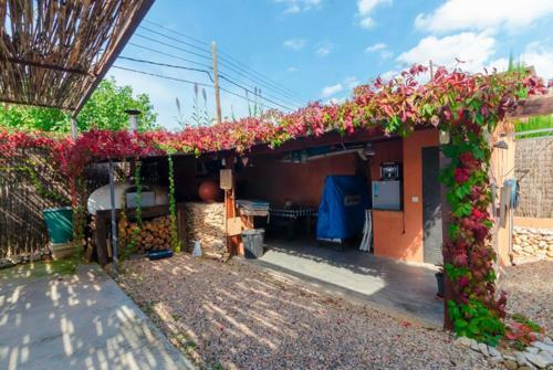 Vallcanera Villa Sleeps 8 Pool Wifi