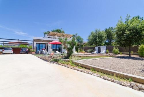 Vallcanera Villa Sleeps 8 Pool Wifi