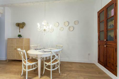 Apartup Rojas Market