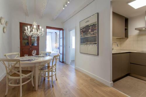 Apartup Rojas Market