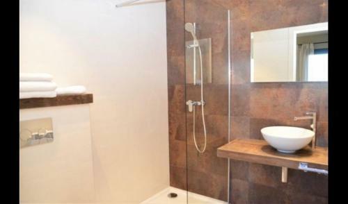 Vallcebre Villa Sleeps 22 With Pool