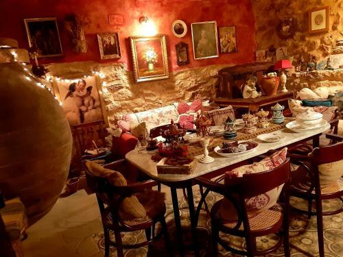Hostal Room In Lodge - Romantic Getaway To Cuenca The Fifth