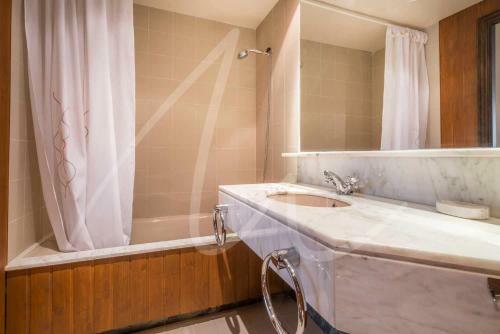Apartamento Montcorbison By Seamount Rentals