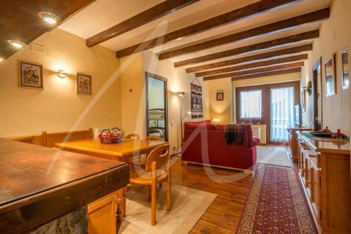 Apartamento Montcorbison By Seamount Rentals