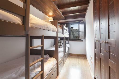 Luderna - Apartamento Val de Ruda B14 Paulet