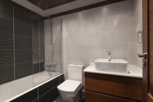 Luderna - Apartamento Val de Ruda B14 Paulet