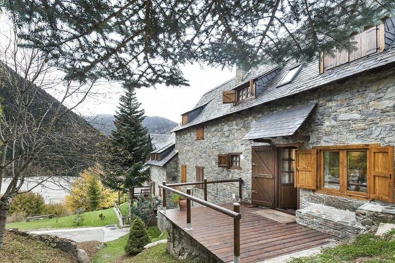 Luderna - Casa Con Terraza Cuylas