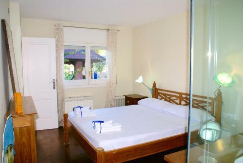 Lady Marian El Vendrell Villa Hutt-041075