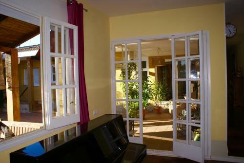 Lady Marian El Vendrell Villa Hutt-041075
