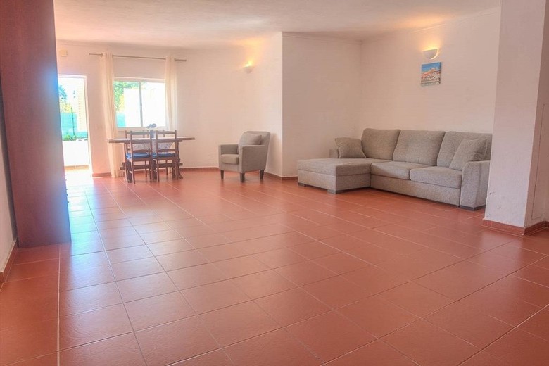 Mccaigs Holiday Apartments
