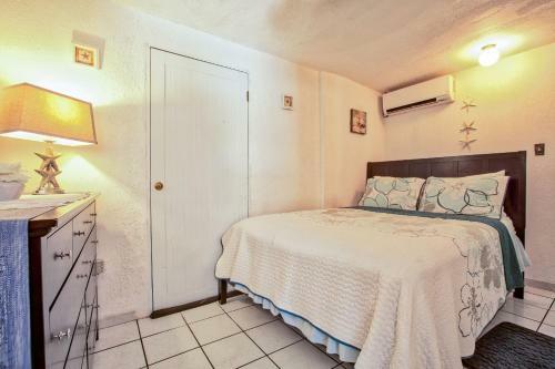 Hostal Coconut Palms Inn