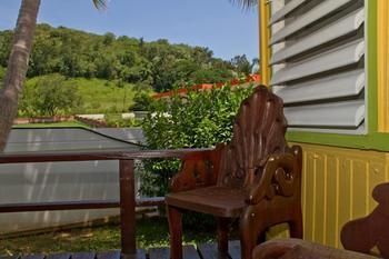 Tres Palmas Inn And Villas