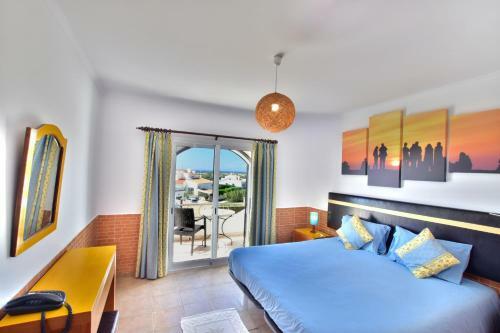 Tonel Apartamentos Turisticos