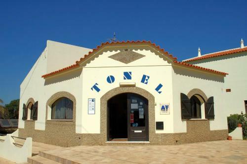 Tonel Apartamentos Turisticos