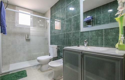 Three-bedroom Apartment In Vera