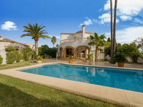 Luxurious Villa In El Verger With Swimming Pool