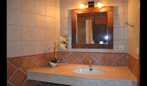 Vic Villa Sleeps 8 With Pool