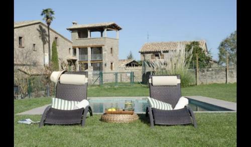 Vic Villa Sleeps 8 With Pool