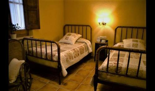Vic Villa Sleeps 8 With Pool
