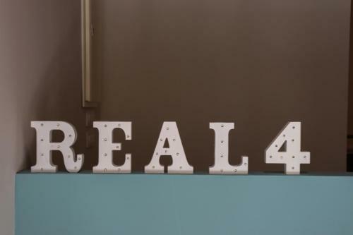 Hostal R4hostel