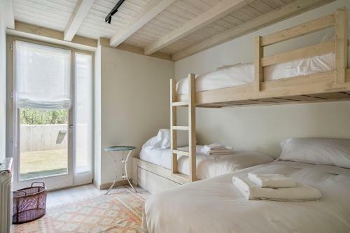 Luderna - Apartamento Con Jard�n Bela