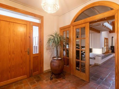 Fascinating Holiday Home In Villaca�as With Swimming Pool