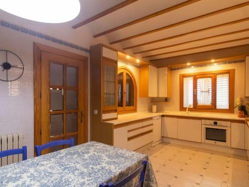 Fascinating Holiday Home In Villaca�as With Swimming Pool