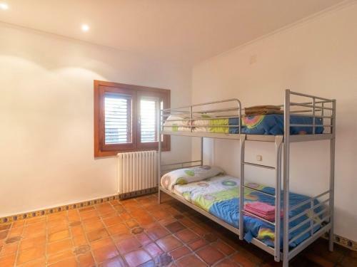 Fascinating Holiday Home In Villaca�as With Swimming Pool