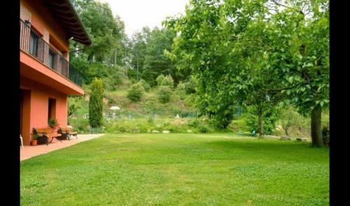 Viladrau Villa Sleeps 12 With Pool