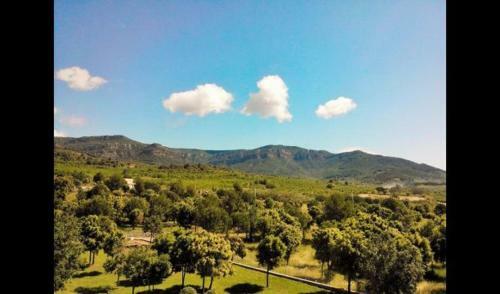 Villa In Vilaplana Sleeps 8 With Pool