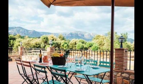 Villa In Vilaplana Sleeps 8 With Pool