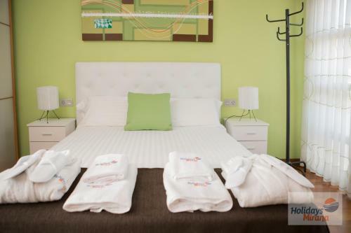 Hostal Holidays Mirana