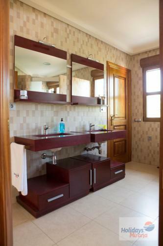 Hostal Holidays Mirana