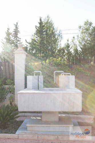 Hostal Holidays Mirana