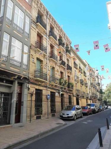 Apartamento En Pleno Centro de Zaragoza Tacones Lejanos