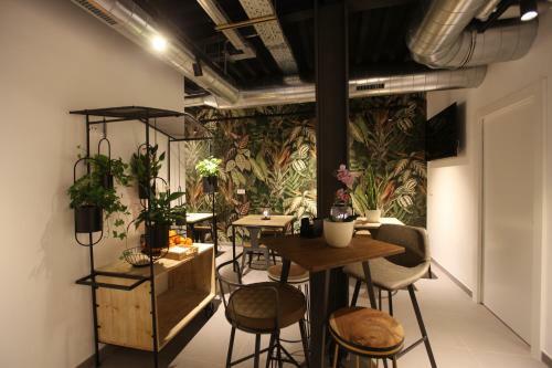 The Botanic Hostel