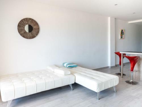 Wavehouse Freedom Blue - First Line Apartment