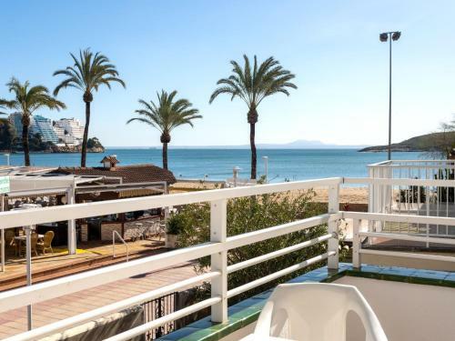Apartment Neighbours Beach-1