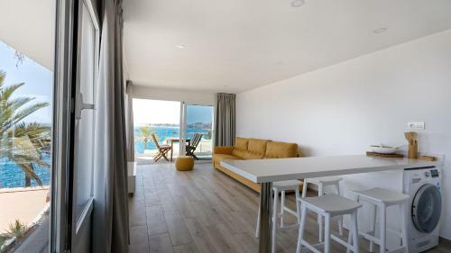 Deva Beach Boutique Apartment