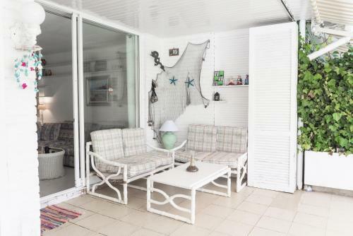 Hauzify I Apartament Orquidies
